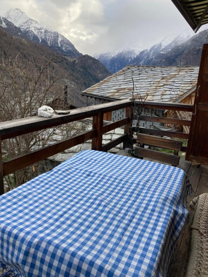 Chalet La Paz With Hotpot And Sauna Villa Törbel Esterno foto